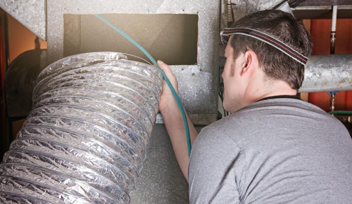 Professional duct cleaning service